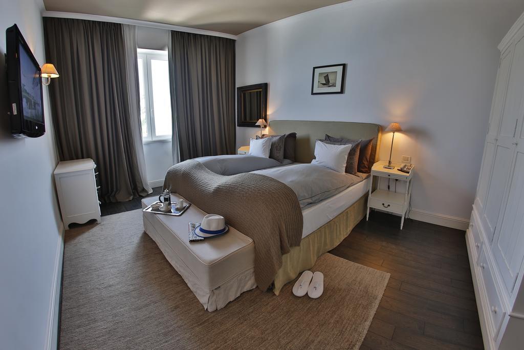 Hvd Boutique Hotel Oasis - Private Beach & Free Parking Goldstrand Exterior foto