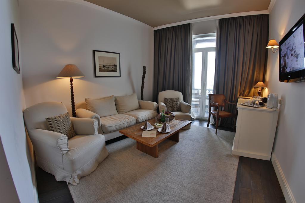Hvd Boutique Hotel Oasis - Private Beach & Free Parking Goldstrand Exterior foto