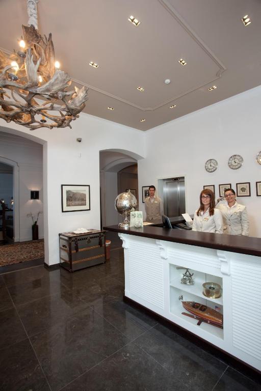 Hvd Boutique Hotel Oasis - Private Beach & Free Parking Goldstrand Exterior foto